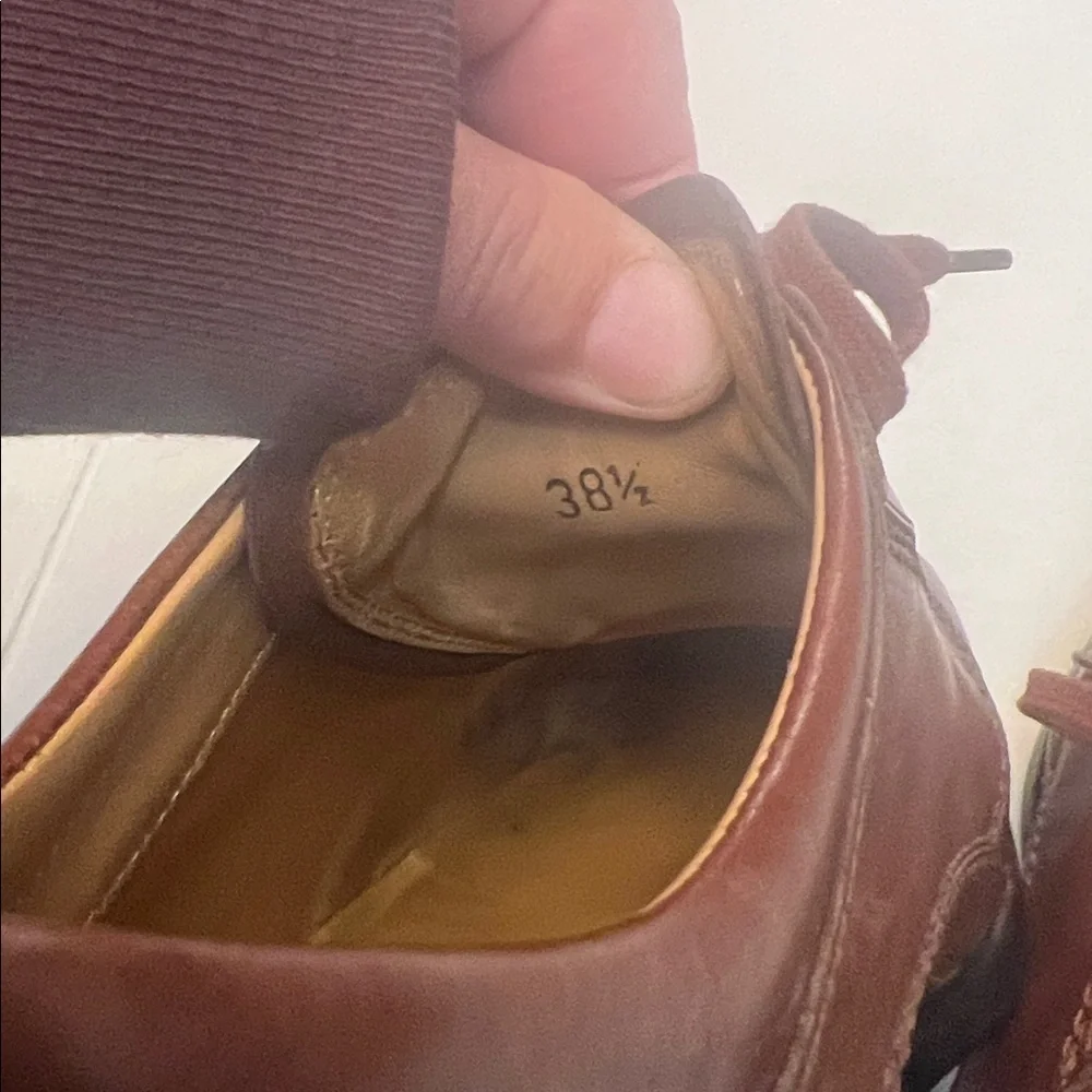 TOD’S WOMENS BROWN LEATHER DRIVING SHOES SIZE 38.5